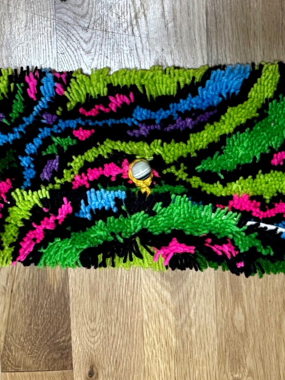 Neon Clutch